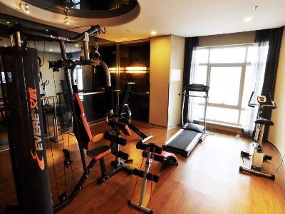 Da Zhong Hotel Indoor Stadium Xuhui Шанхай Екстер'єр фото